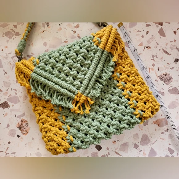 Handmade Macrame 2 tone shoulder bag purse with detachable strap - Picture 6 of 7